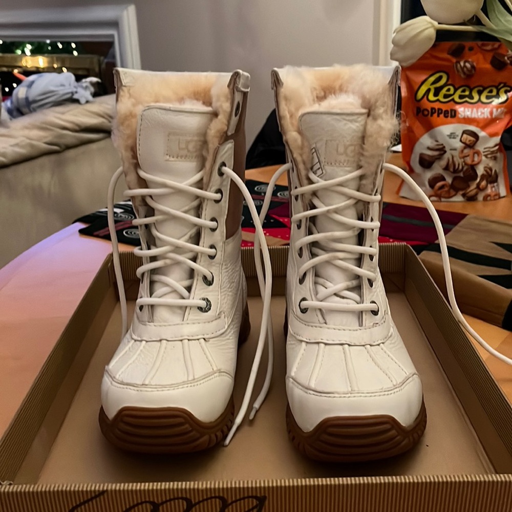 UGG Adirondack Boot II